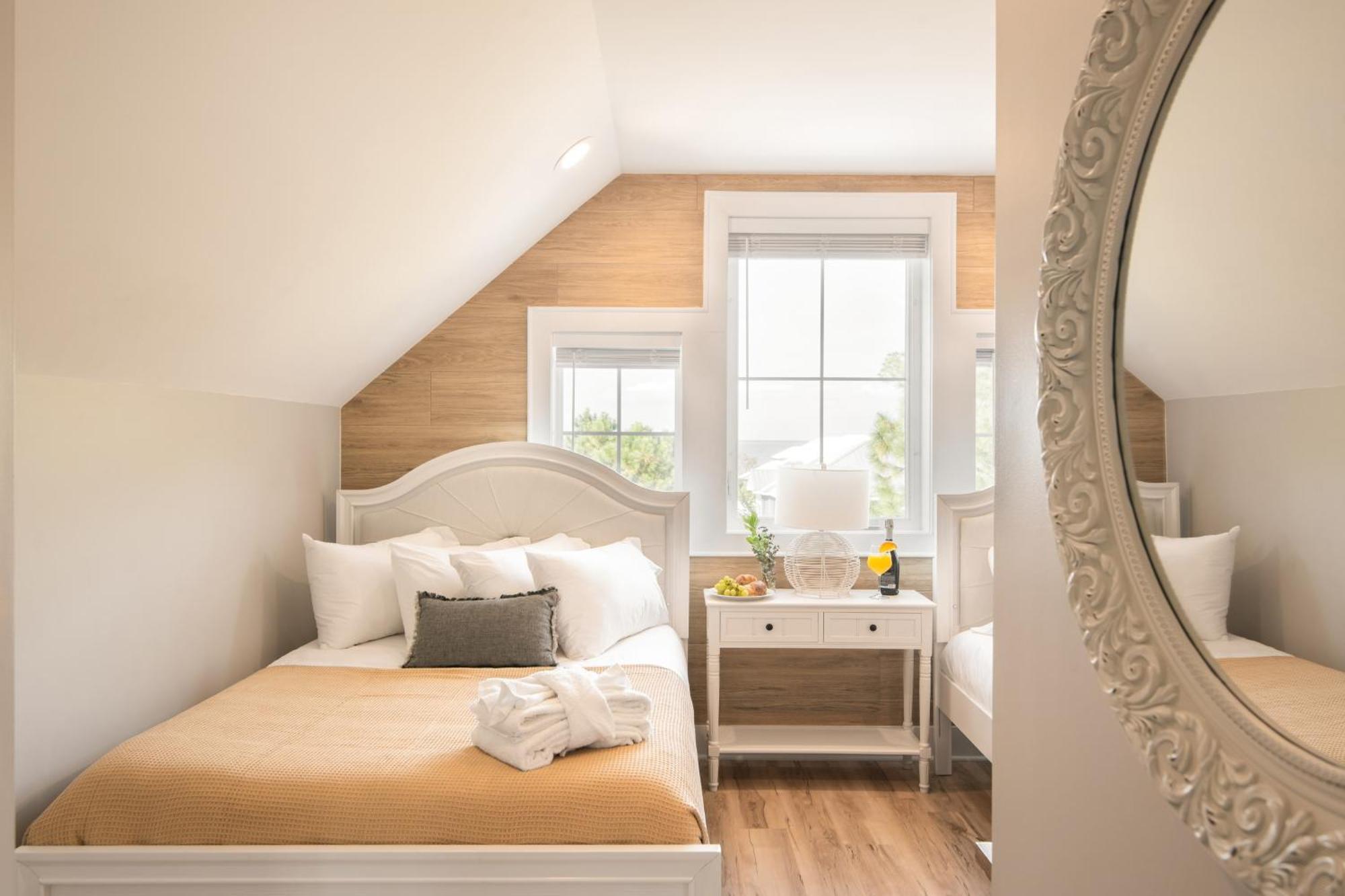 Edgewater By Avantstay Gorgeous Character Lakefront Home W Private Dock Destin Ngoại thất bức ảnh