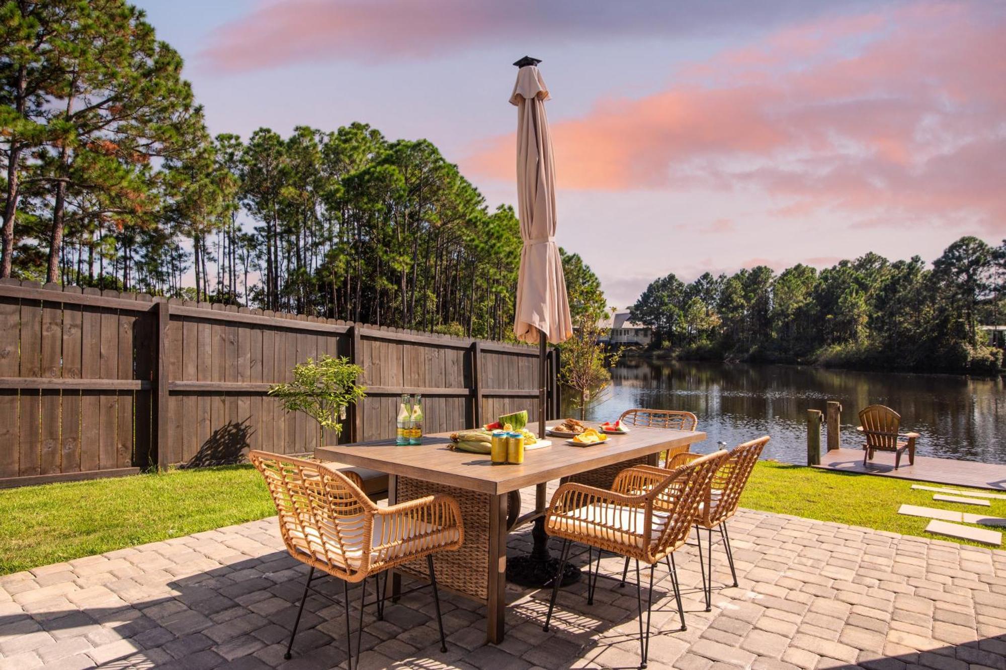 Edgewater By Avantstay Gorgeous Character Lakefront Home W Private Dock Destin Ngoại thất bức ảnh